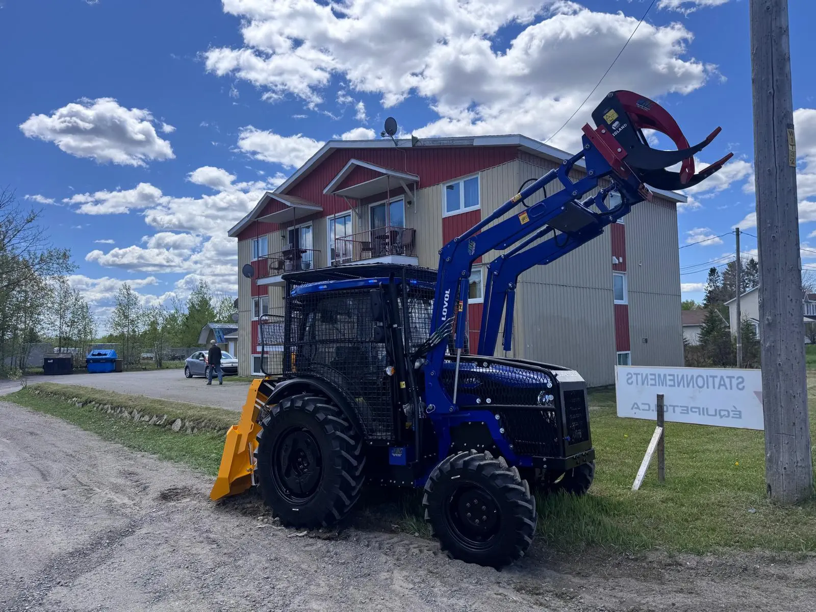 lovol-deepens-local-footprint-in-quebec-with-practical-tractor-demonstration